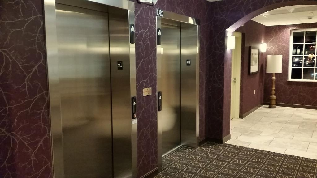 Wingate By Wyndham Elkins Hotell Eksteriør bilde