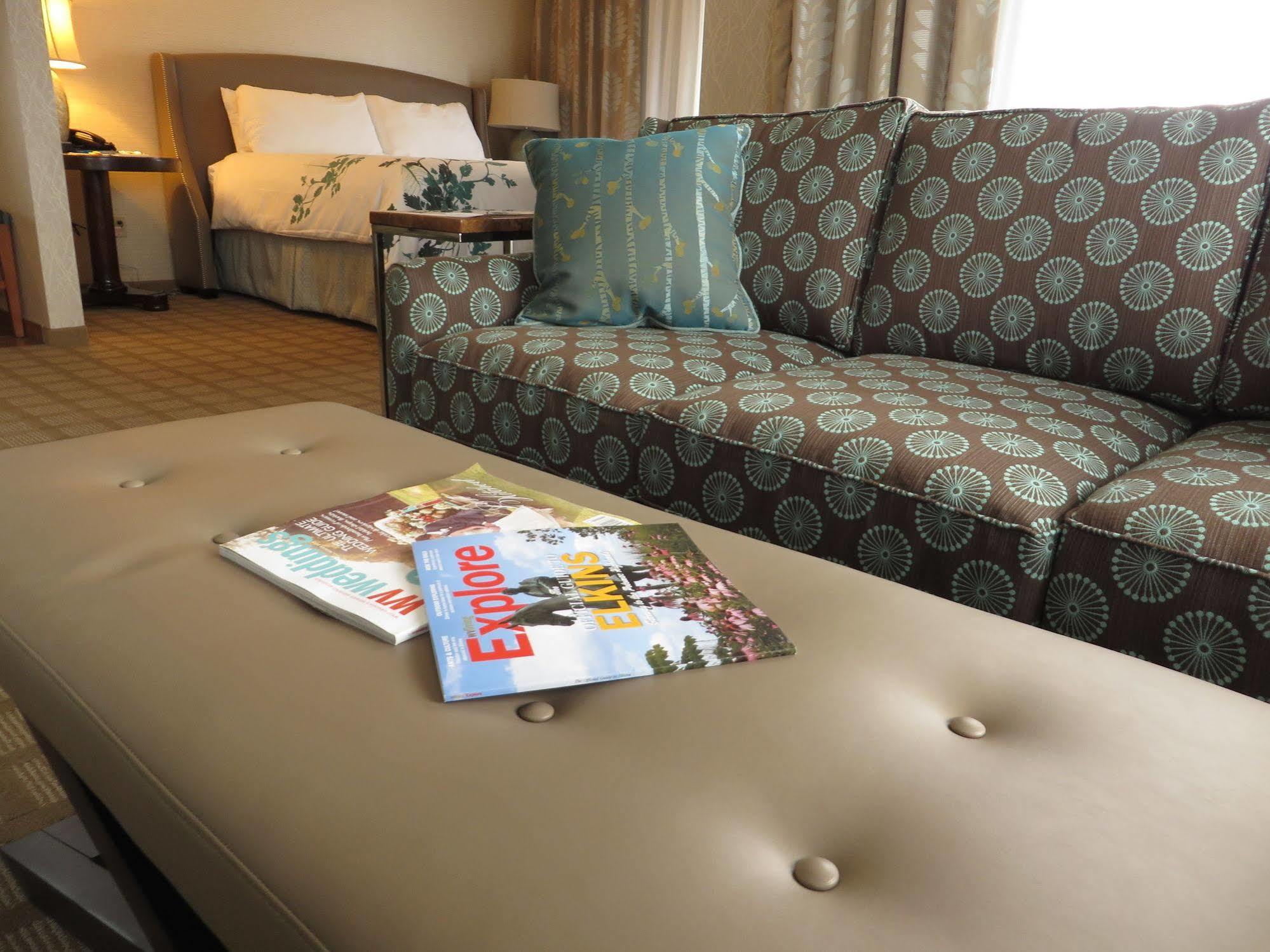 Wingate By Wyndham Elkins Hotell Eksteriør bilde
